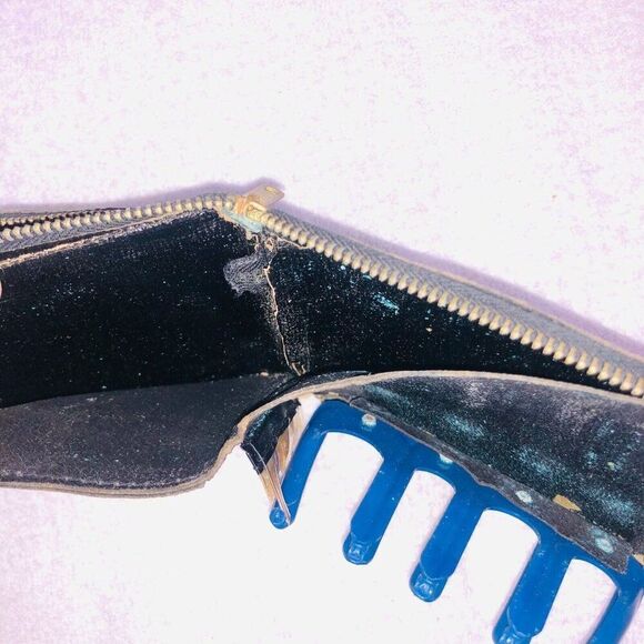 Vintage Womans Black Leather Wallet Folding Pill Holder Coin Slot Make Up - Picture 6 of 8